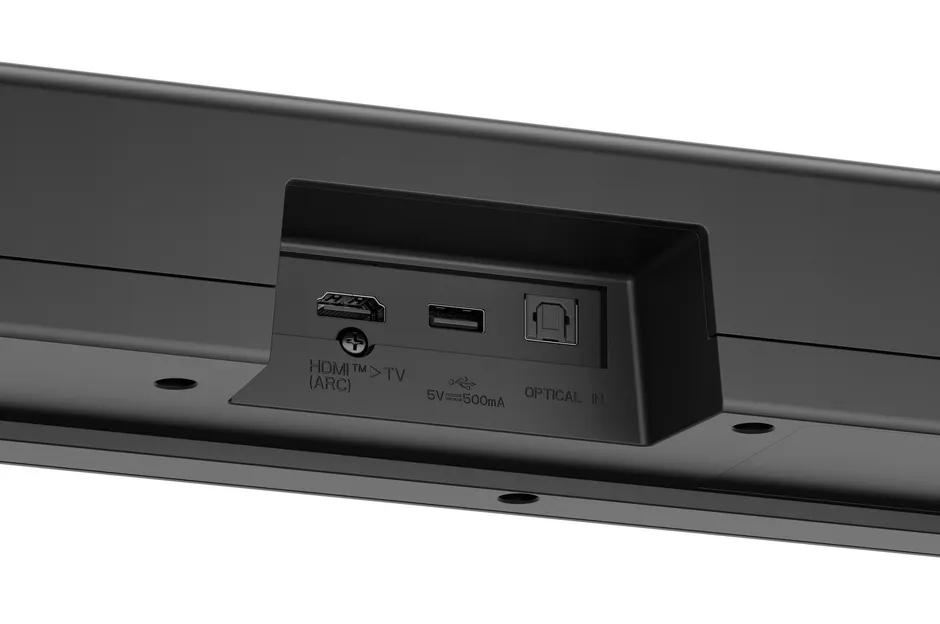 Gli ingressi HDMI, USB e ottico della LG S40T