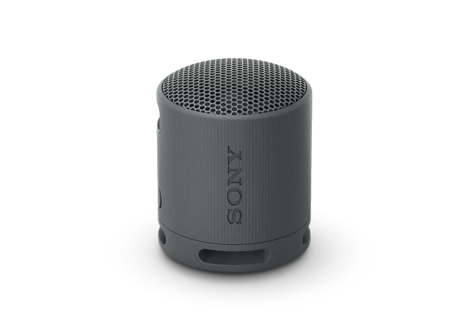 Sony SRS-XB100 — vista 3/4 con cinturino