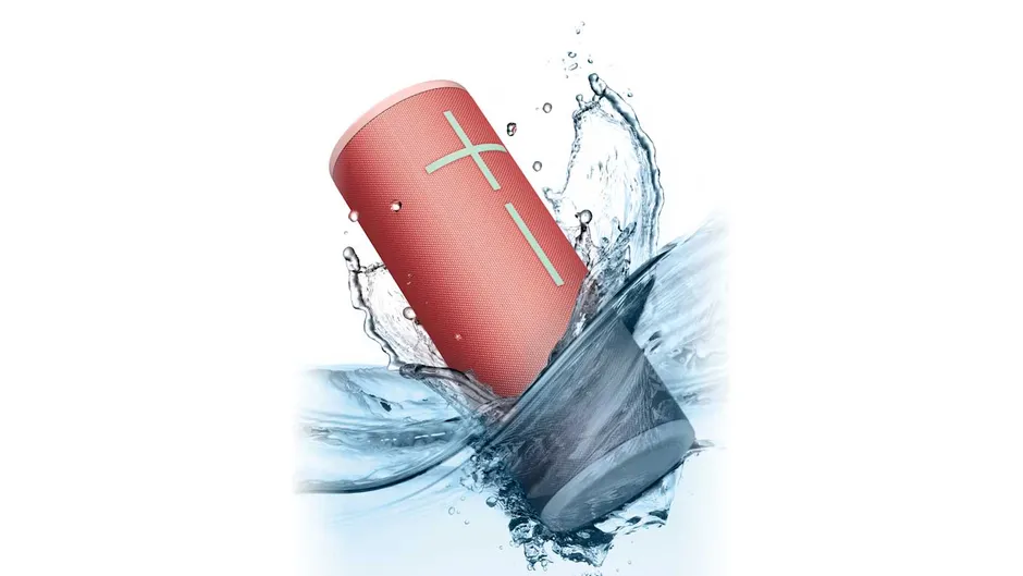 Ultimate Ears Megaboom 4 impermeabile in acqua